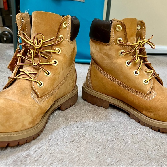 Men’s Timberland boots - Picture 4 of 9